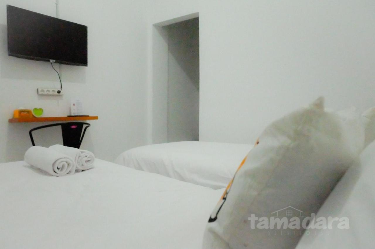 Maguwo Tamadara Guesthouse Jogja מראה חיצוני תמונה