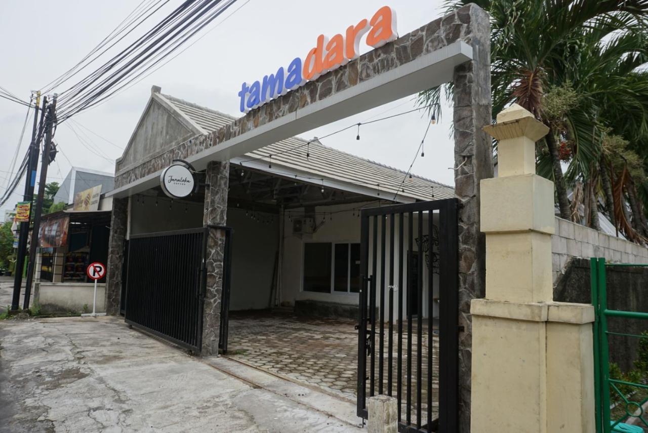 Maguwo Tamadara Guesthouse Jogja מראה חיצוני תמונה